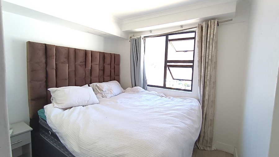 2 Bedroom Property for Sale in Zonnebloem Western Cape